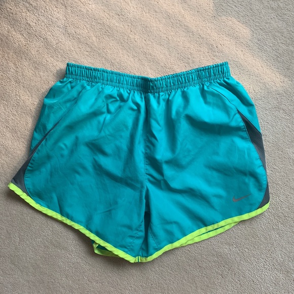 Nike Running Shorts - Picture 8 of 10